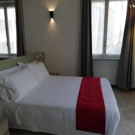 Palazzo Pasta Malpensa Aparthotel Gallarate Ngoại thất bức ảnh